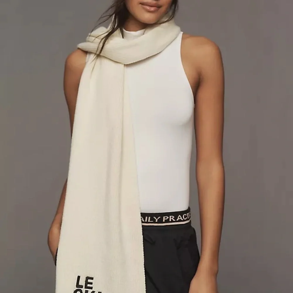Anthropologie Le Ski Scarf New Without Tags